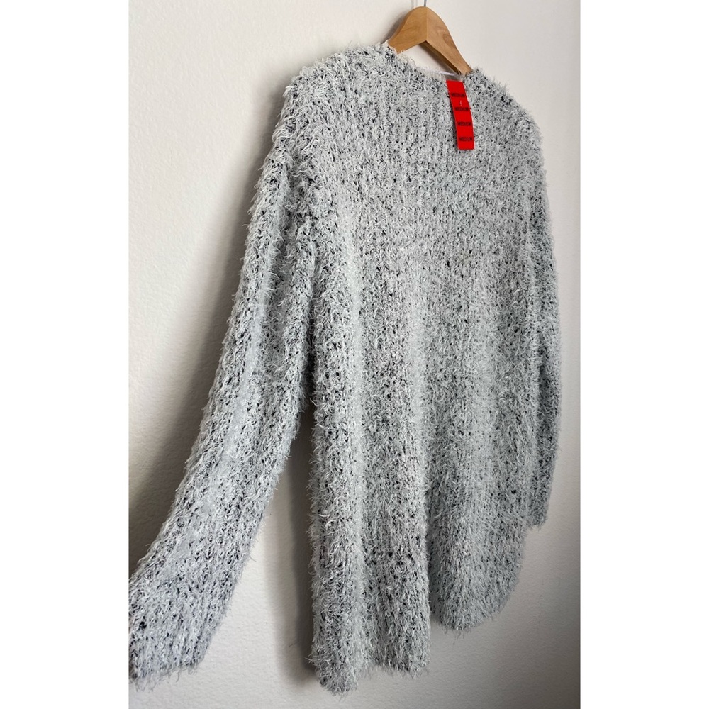 SOLD Kensie Frosted Shaggy Oversized Cardigan - Picture 10 of 13